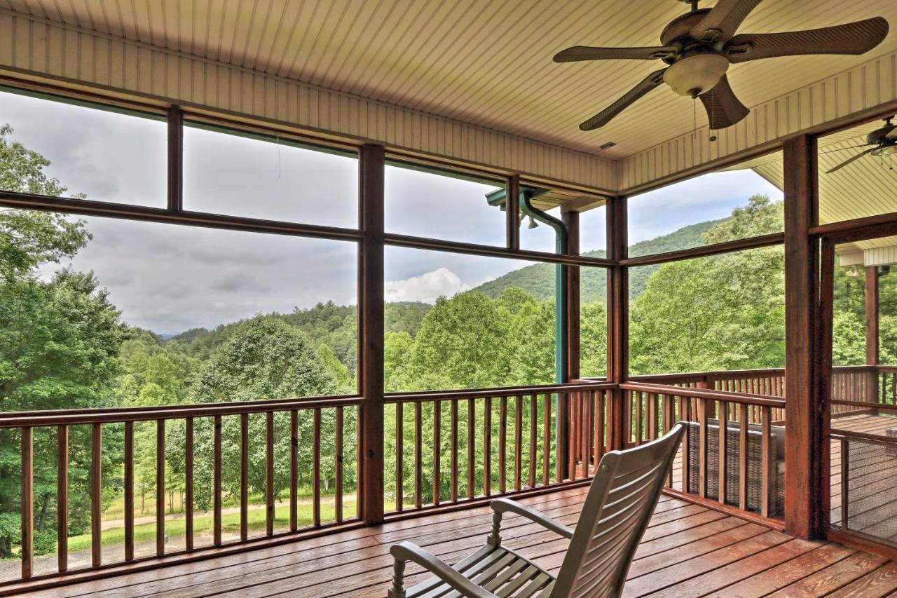 Expansive Home On 16 Acres With Smoky Mountain Views Murphy Luaran gambar